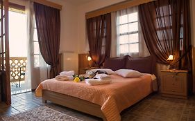 La Petri Studios With Fireplace & View